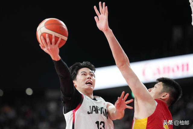 事实证明:中国人是会踢足球的,而且也是可以拿世界冠军的