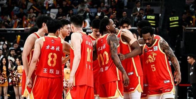 大闹飞机迫降日本东京机场的争执原因曝光了,由同乘坐人员提供